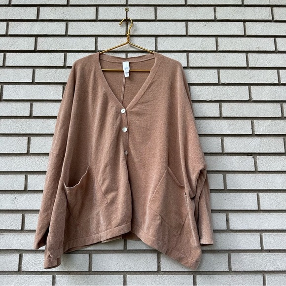 Wynne Lounge Camel Chenille Knit Cardigan Sweater Boxy Fit Button Front Pockets - Picture 2 of 11